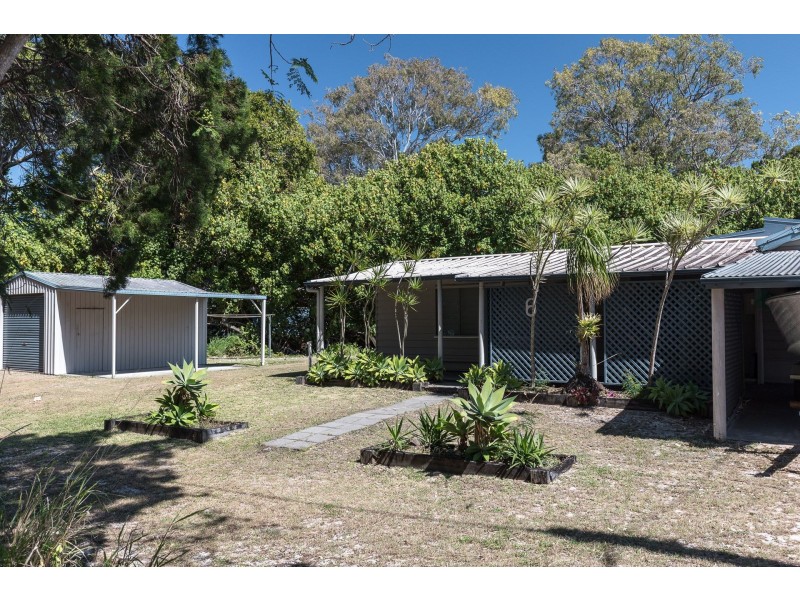 6 Birch Street, Amity Point QLD 4183