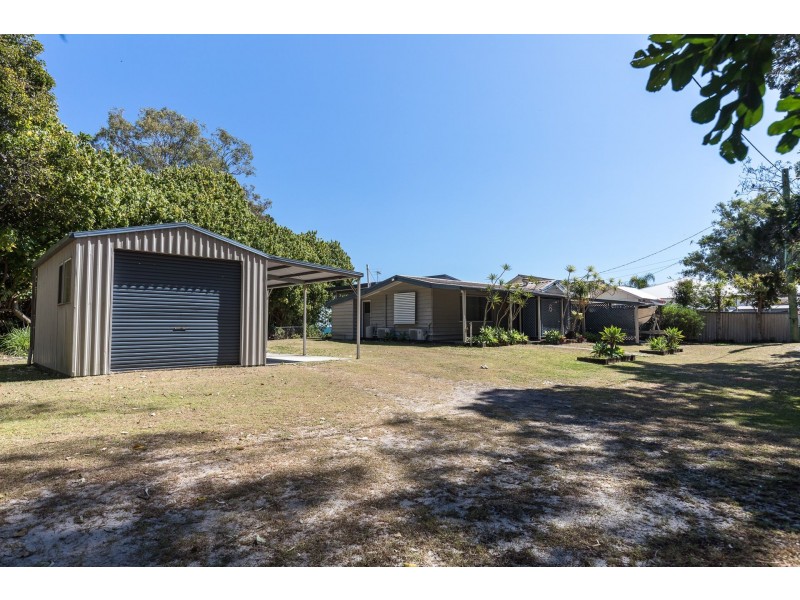 6 Birch Street, Amity Point QLD 4183