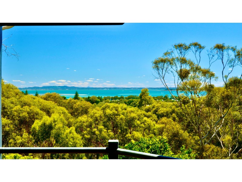 149 Rainbow Crescent, Dunwich QLD 4183