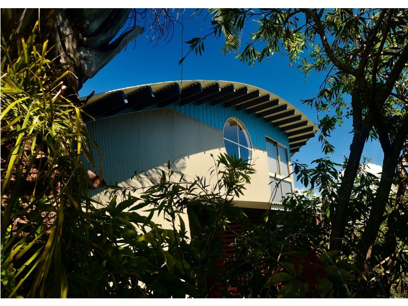 149 Rainbow Crescent, Dunwich QLD 4183