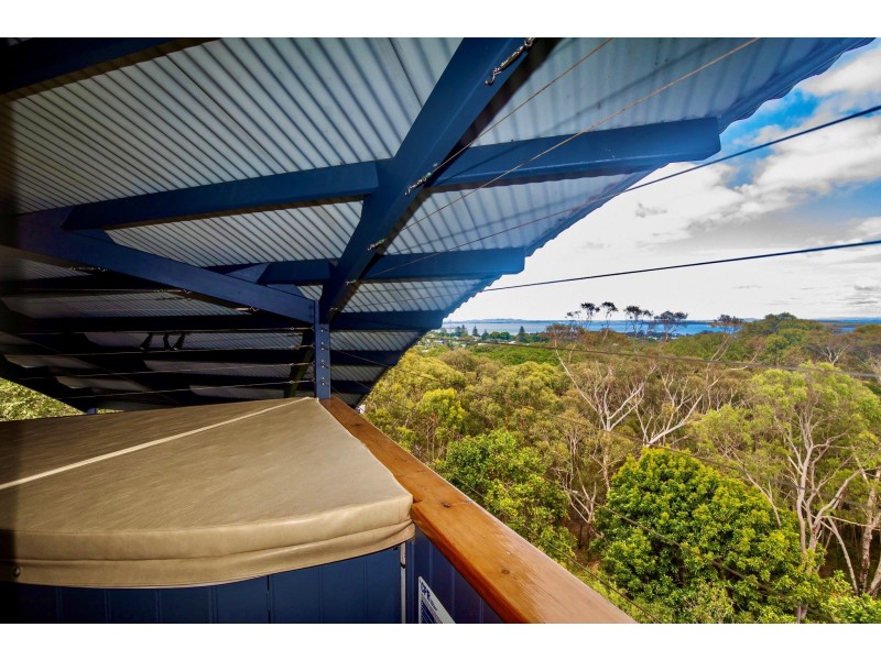 149 Rainbow Crescent, Dunwich QLD 4183