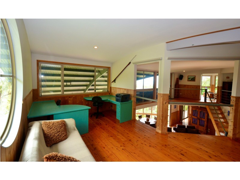 149 Rainbow Crescent, Dunwich QLD 4183