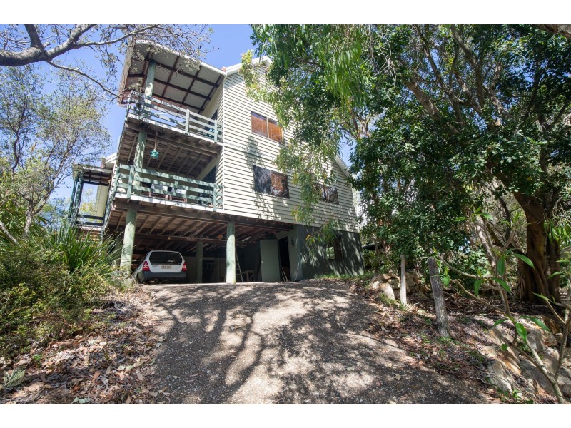 129 Tramican Street, Point Lookout QLD 4183