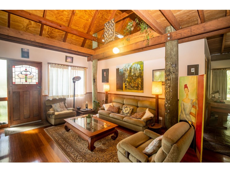 129 Tramican Street, Point Lookout QLD 4183