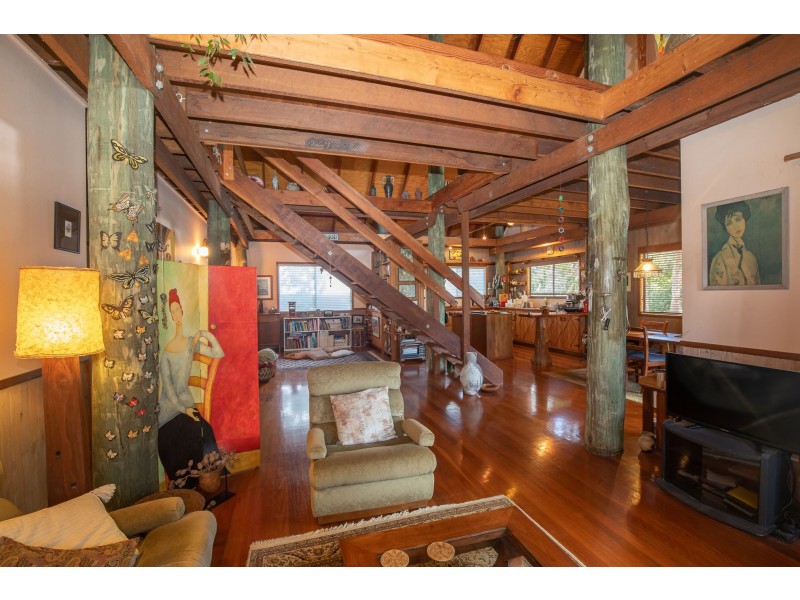 129 Tramican Street, Point Lookout QLD 4183