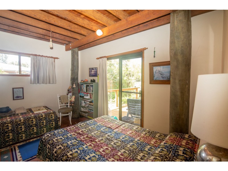 129 Tramican Street, Point Lookout QLD 4183