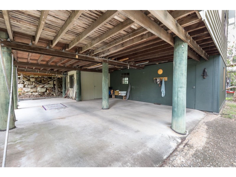 129 Tramican Street, Point Lookout QLD 4183