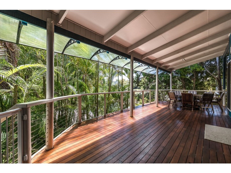 114 Tramican Street, Point Lookout QLD 4183