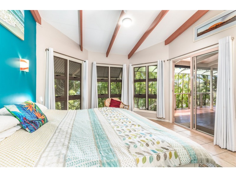 114 Tramican Street, Point Lookout QLD 4183