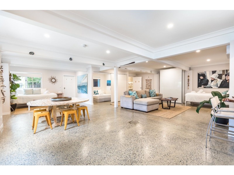 76 Mooloomba Road, Point Lookout QLD 4183