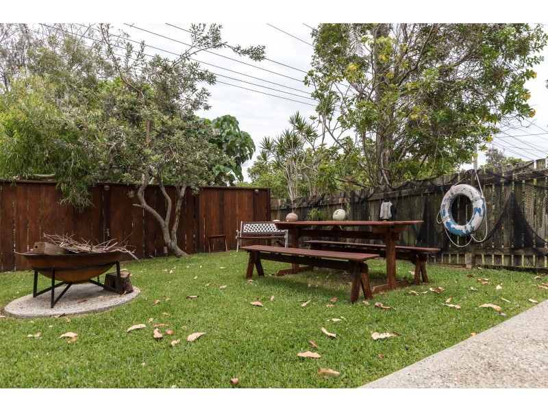 76 Mooloomba Road, Point Lookout QLD 4183