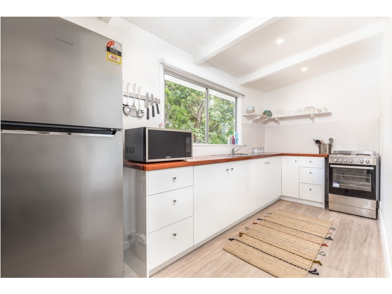 76 Mooloomba Road, Point Lookout QLD 4183