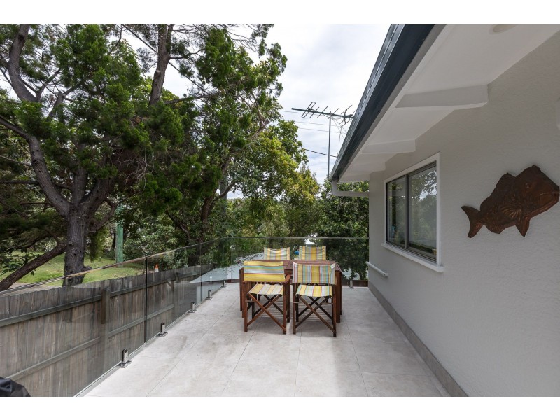 76 Mooloomba Road, Point Lookout QLD 4183