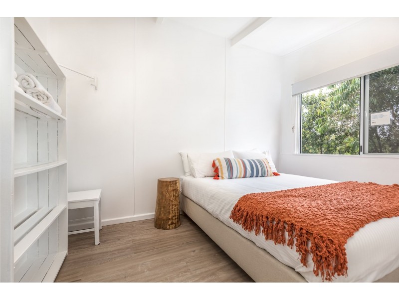 76 Mooloomba Road, Point Lookout QLD 4183