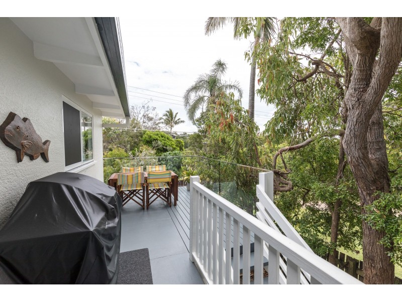 76 Mooloomba Road, Point Lookout QLD 4183