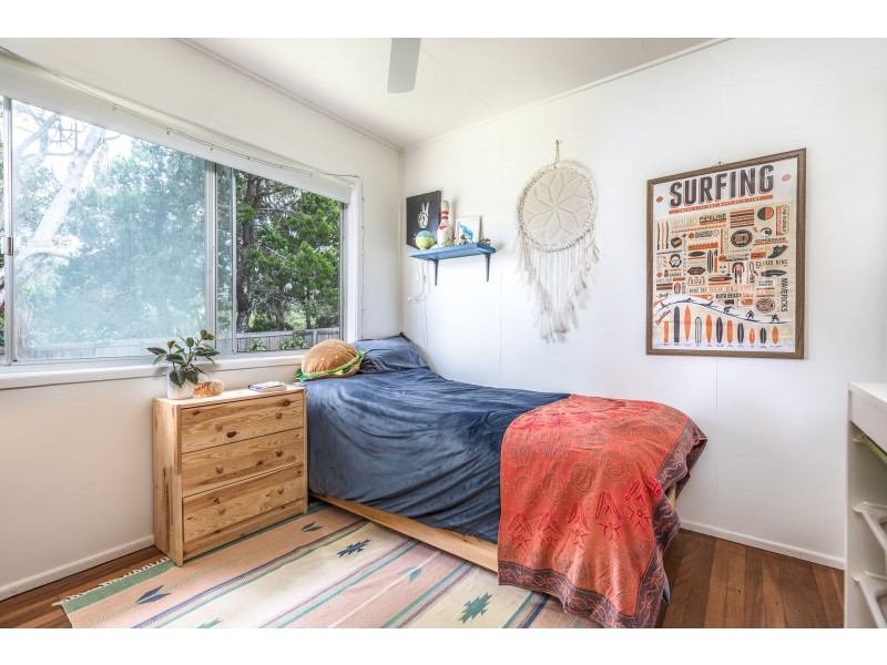 18 Mermaid Street, Dunwich QLD 4183