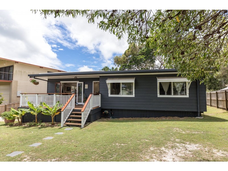 18 Mermaid Street, Dunwich QLD 4183