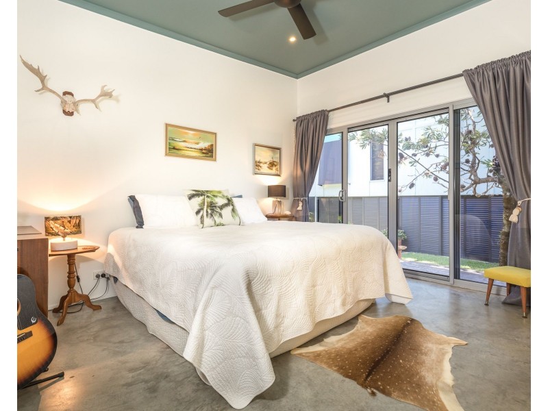 6A Donahue Street, Point Lookout QLD 4183