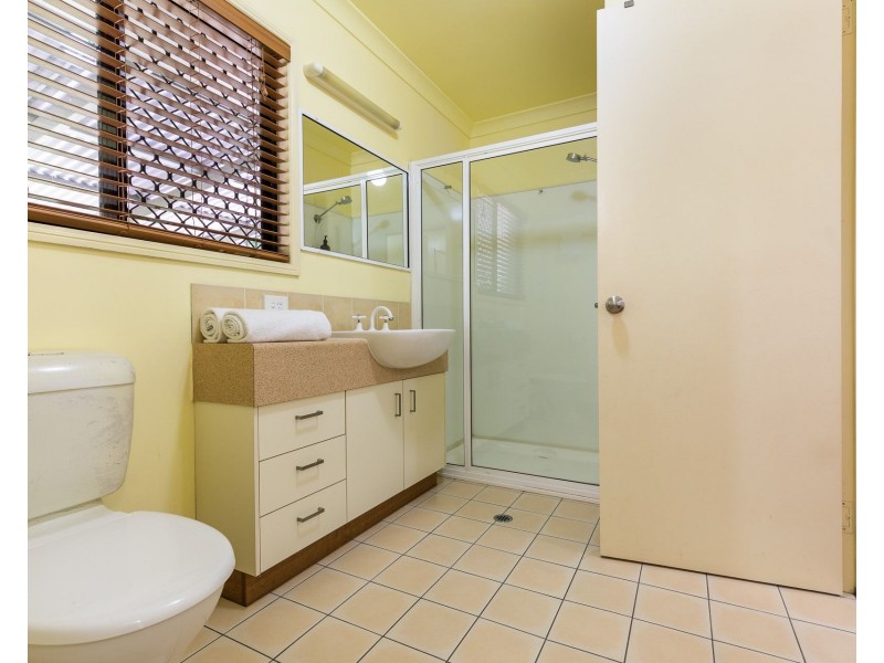 1/46 Booran Street, Point Lookout QLD 4183
