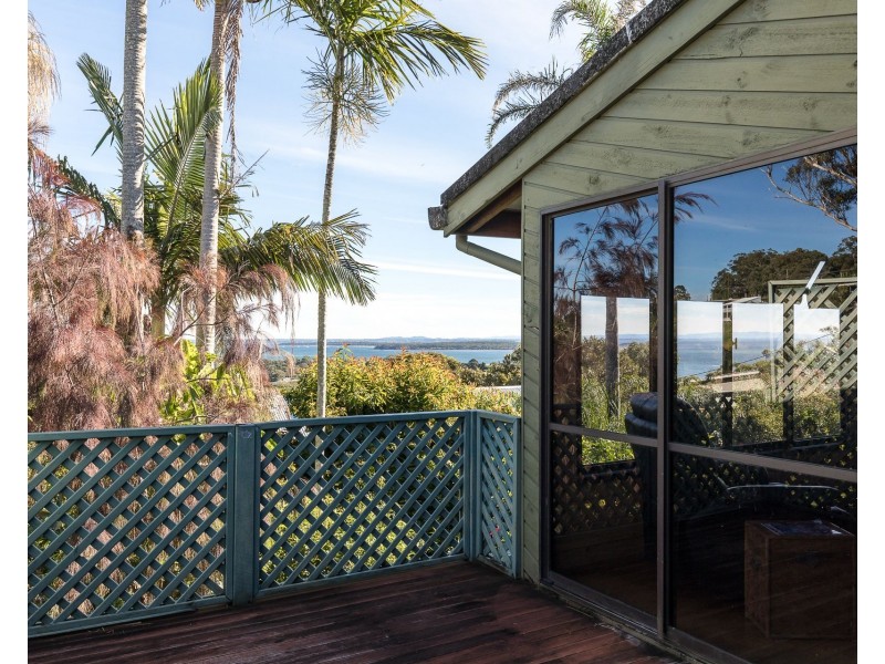 139 Rainbow Crescent, Dunwich QLD 4183