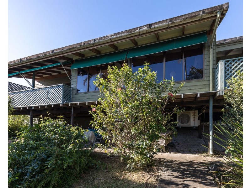 139 Rainbow Crescent, Dunwich QLD 4183