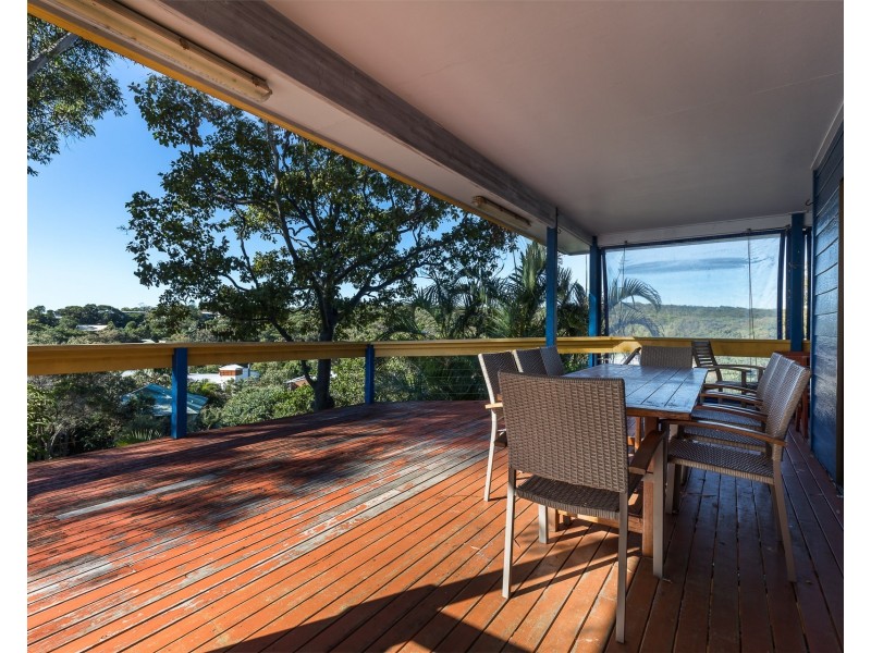 40 Cumming Parade, Point Lookout QLD 4183