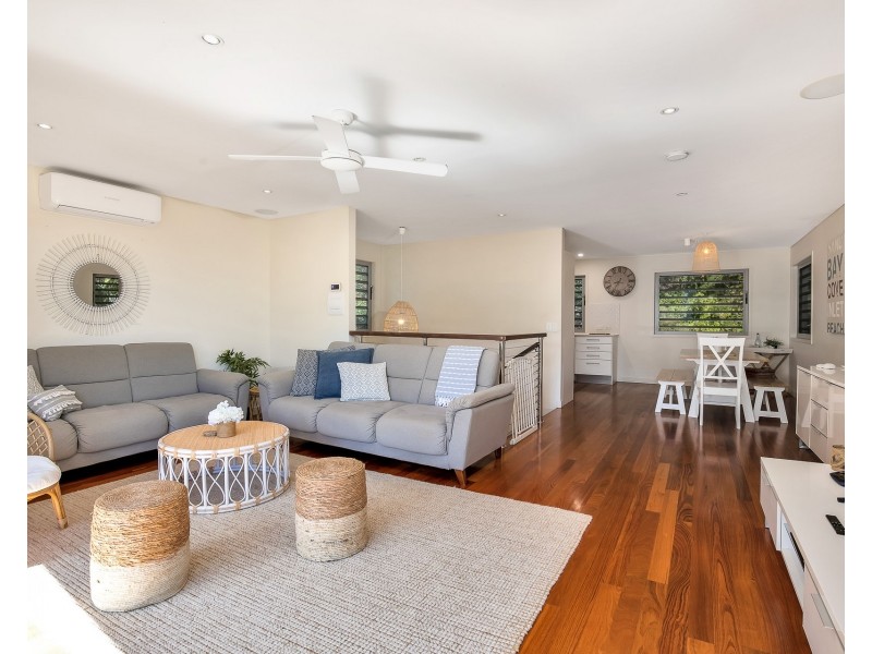 2/16 Tramican Street, Point Lookout QLD 4183