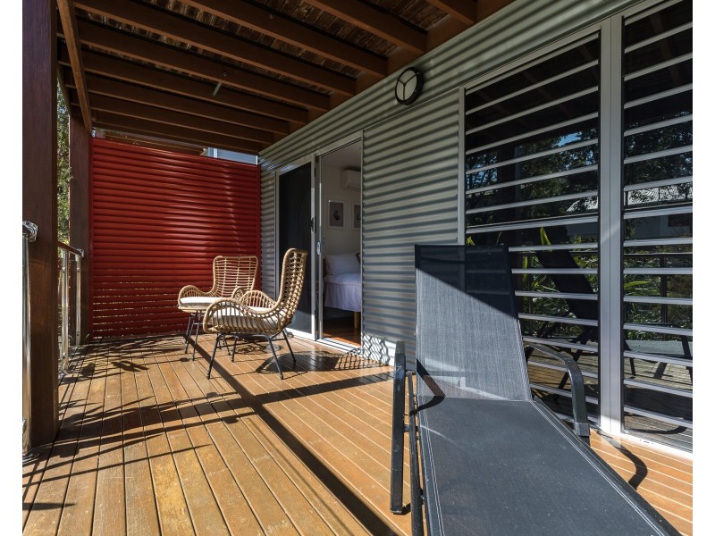 2/16 Tramican Street, Point Lookout QLD 4183