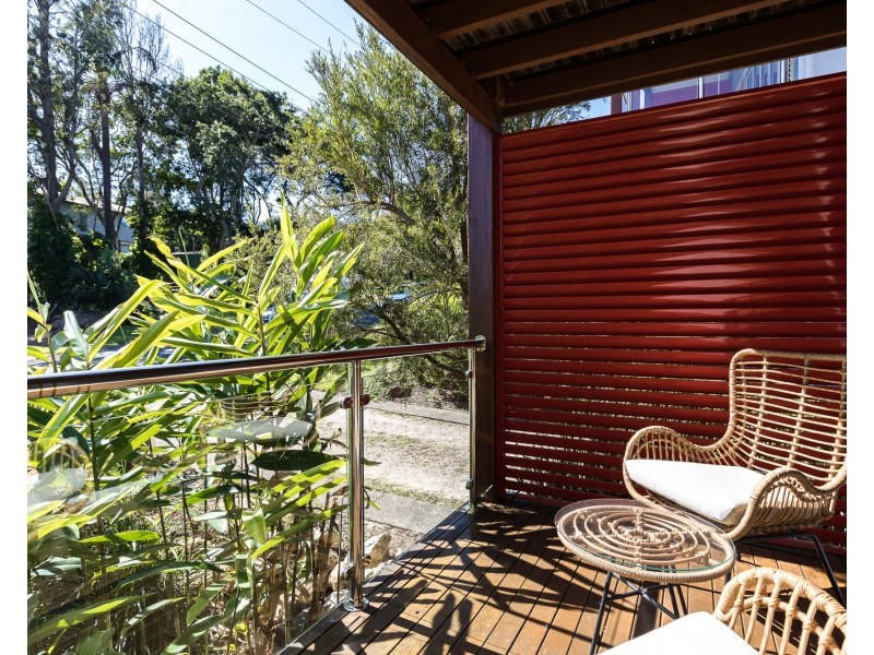 2/16 Tramican Street, Point Lookout QLD 4183