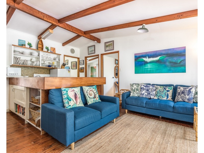 14 Tramican Street, Point Lookout QLD 4183