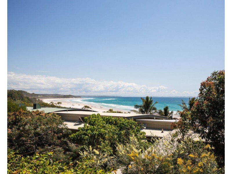 4/118 Mooloomba Road, Point Lookout QLD 4183