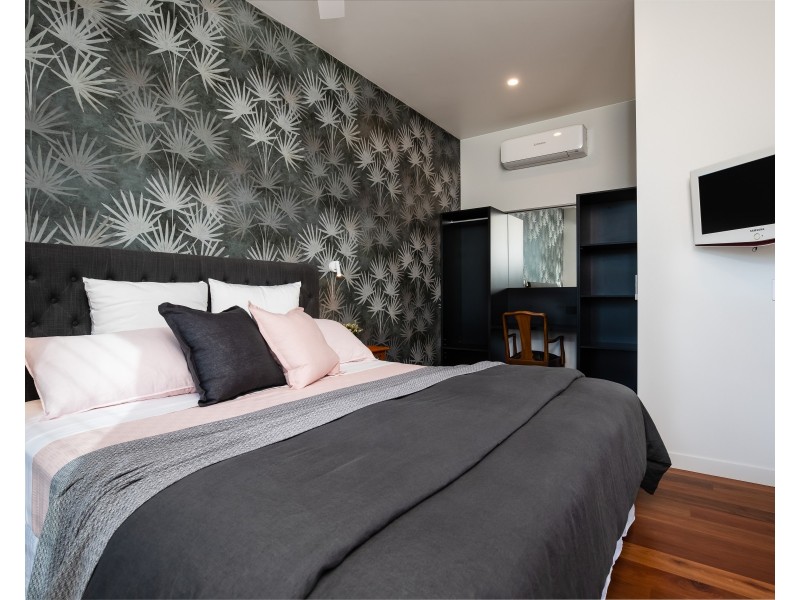 28 Cumming Parade, Point Lookout QLD 4183
