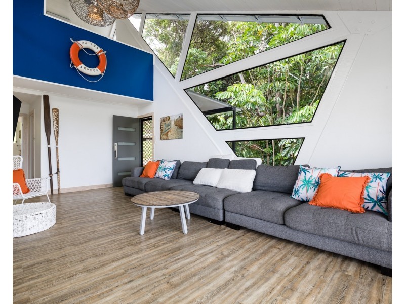 141 Dickson Way, Point Lookout QLD 4183