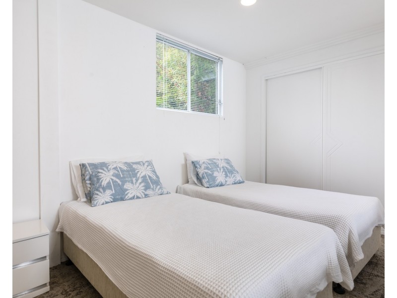 141 Dickson Way, Point Lookout QLD 4183