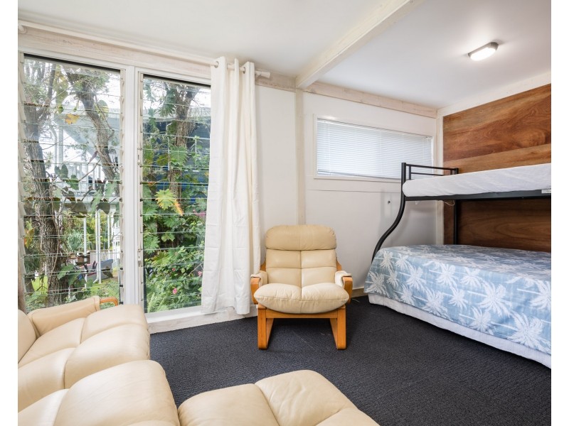 141 Dickson Way, Point Lookout QLD 4183