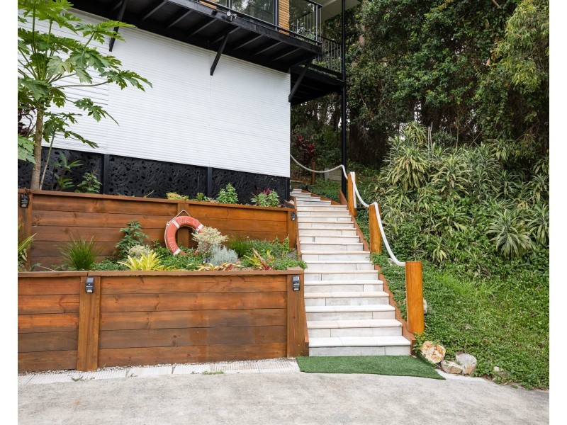 141 Dickson Way, Point Lookout QLD 4183