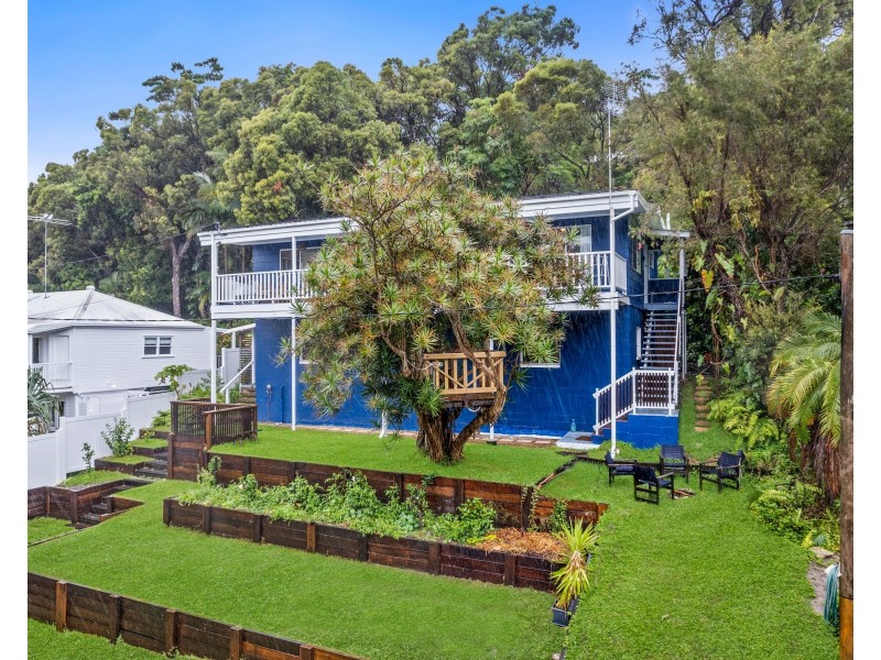 139 Dickson Way, Point Lookout QLD 4183