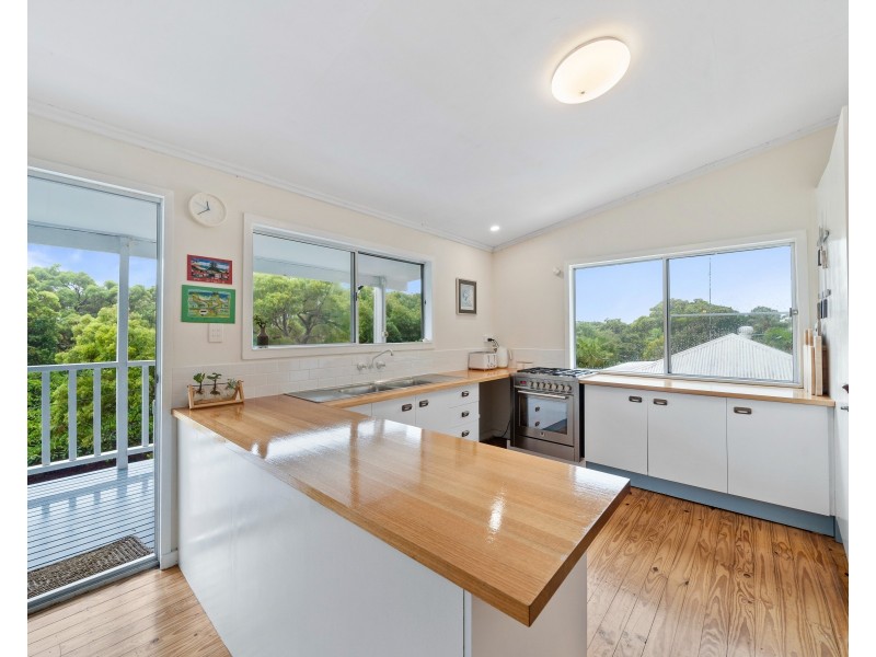 139 Dickson Way, Point Lookout QLD 4183