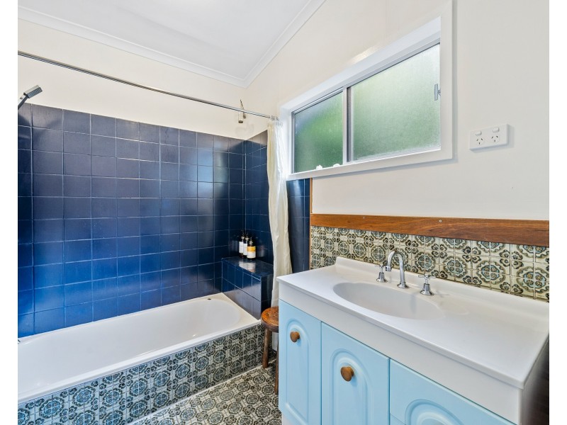 139 Dickson Way, Point Lookout QLD 4183