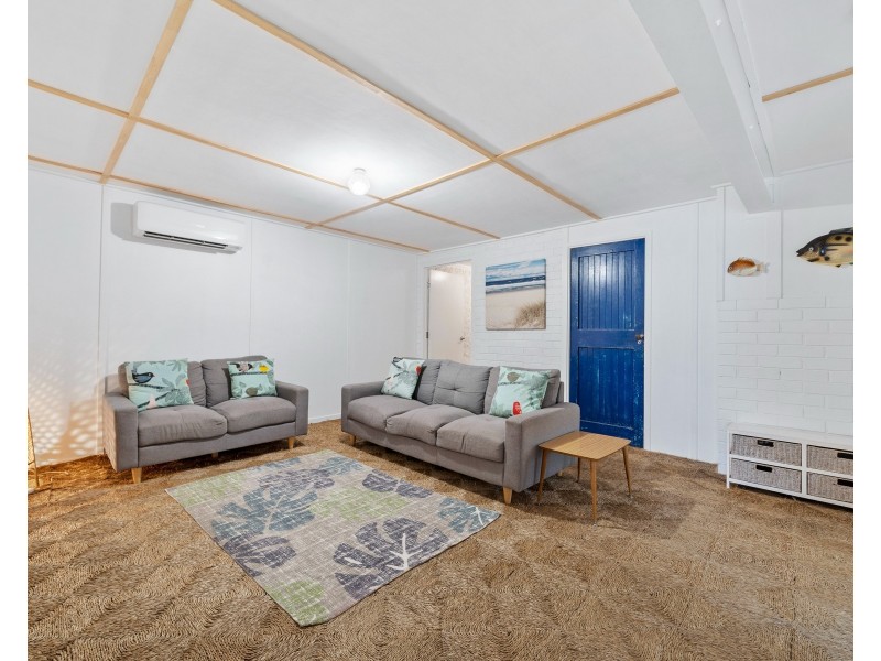 139 Dickson Way, Point Lookout QLD 4183