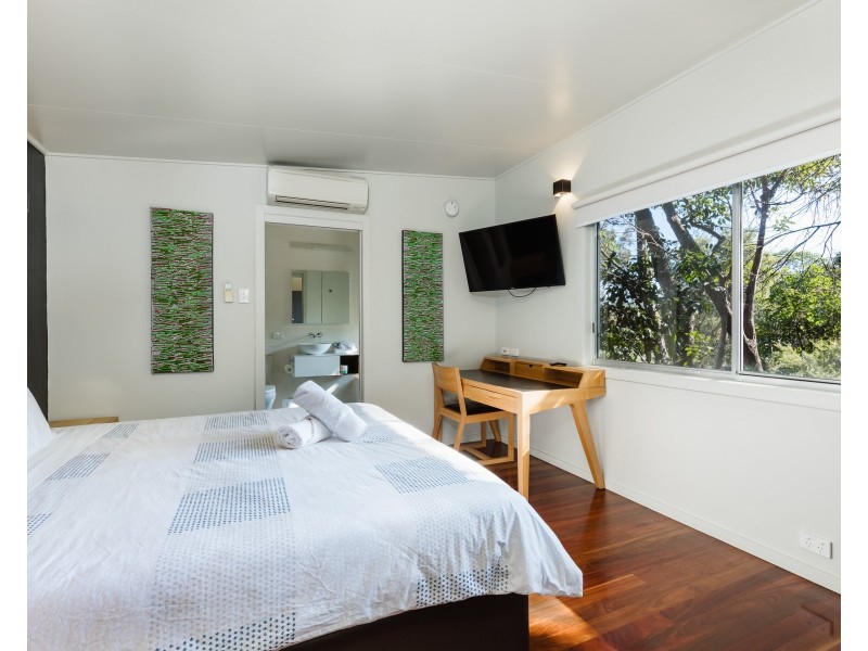 Villa 48/49 Dickson Way, Point Lookout QLD 4183