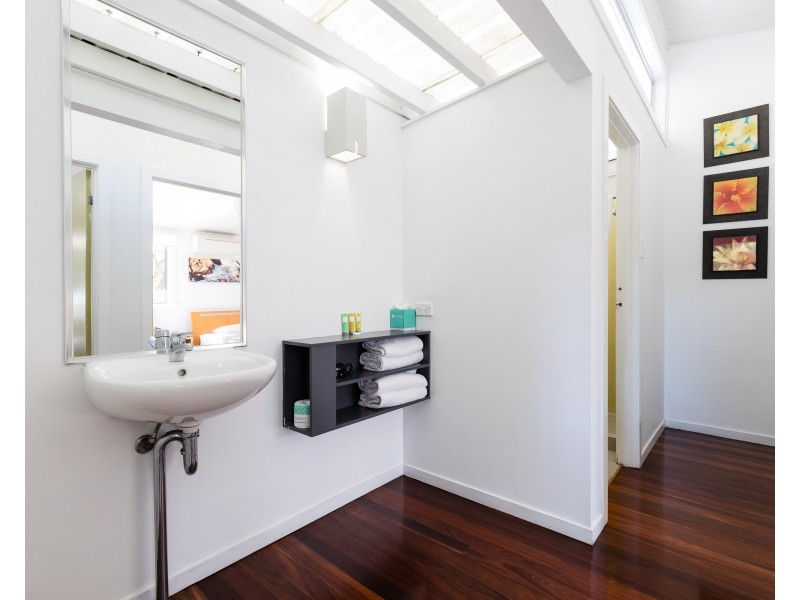 Villa 48/49 Dickson Way, Point Lookout QLD 4183