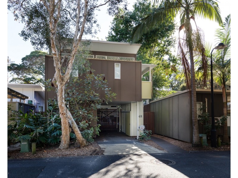 Villa 48/49 Dickson Way, Point Lookout QLD 4183