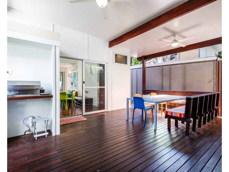 Villa 48/49 Dickson Way, Point Lookout QLD 4183