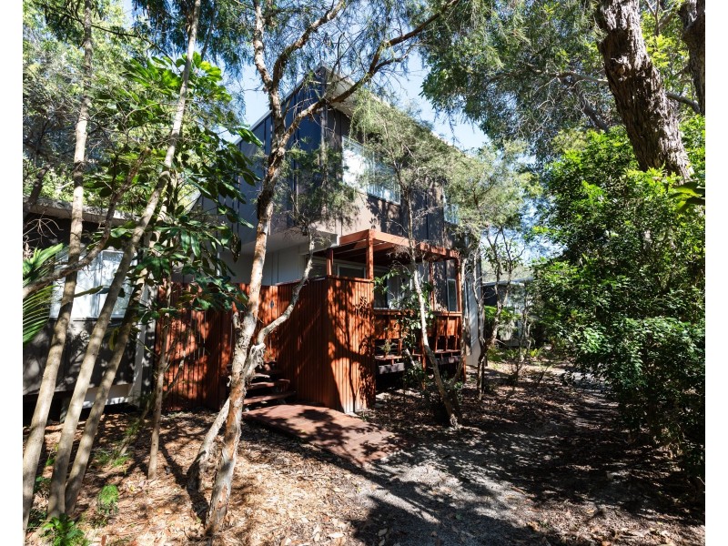 Villa 48/49 Dickson Way, Point Lookout QLD 4183