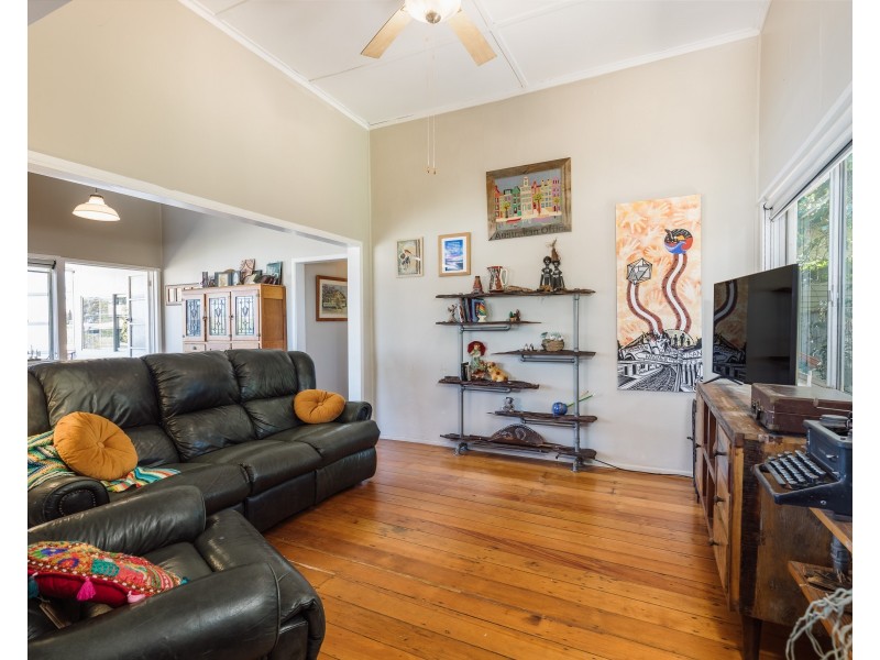 4 Bingle Road, Dunwich QLD 4183