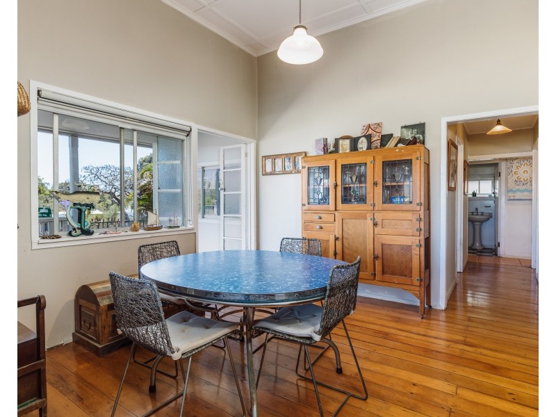 4 Bingle Road, Dunwich QLD 4183