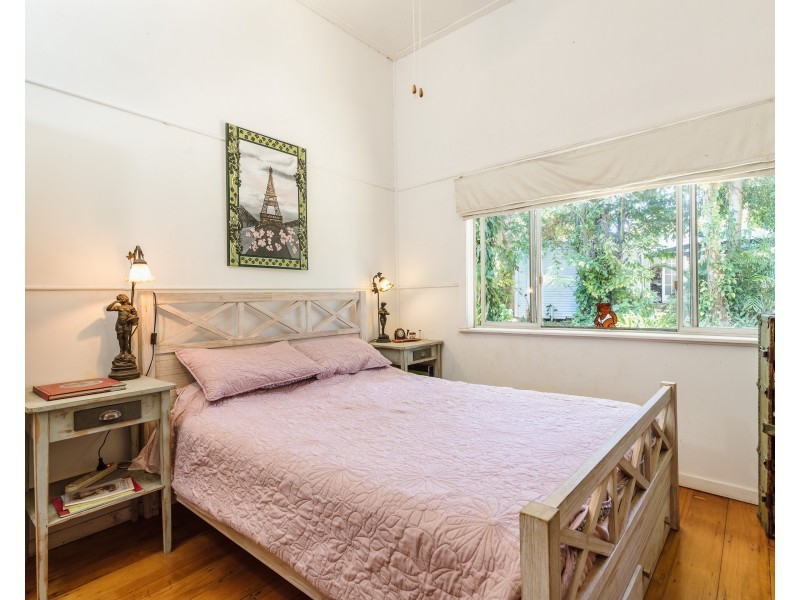 4 Bingle Road, Dunwich QLD 4183