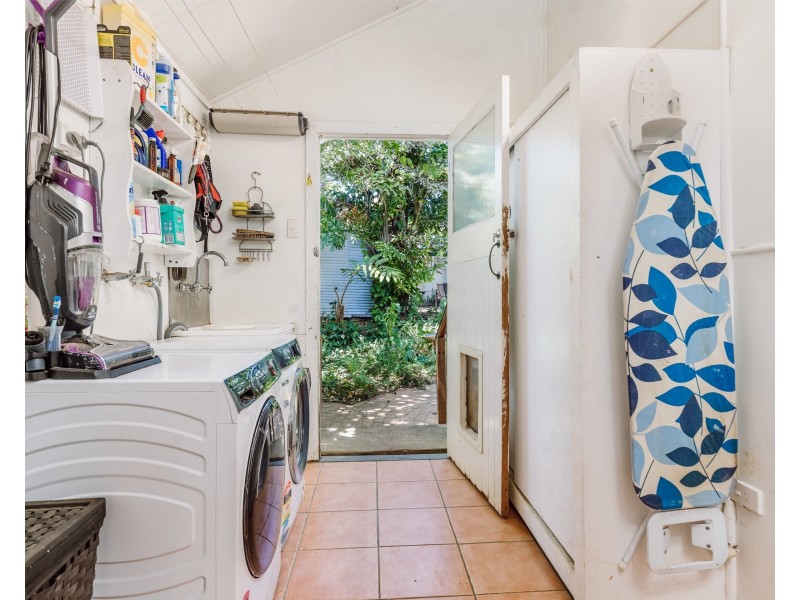 4 Bingle Road, Dunwich QLD 4183