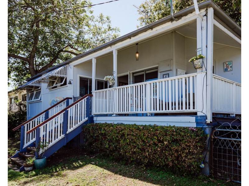 4 Bingle Road, Dunwich QLD 4183